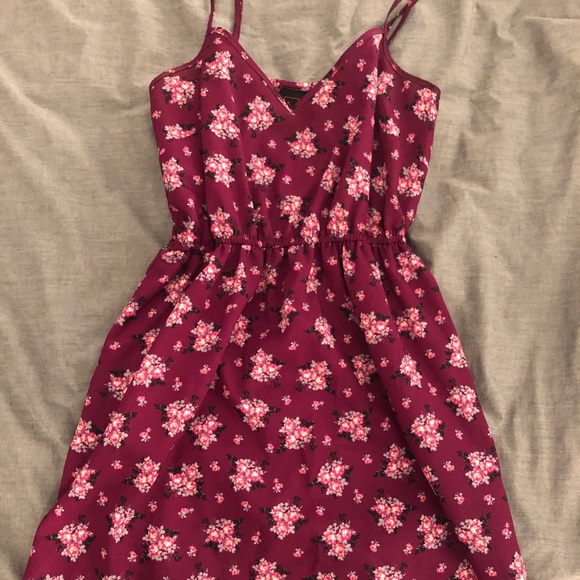 Floral sundress with cinched waist - Picture 1 of 1